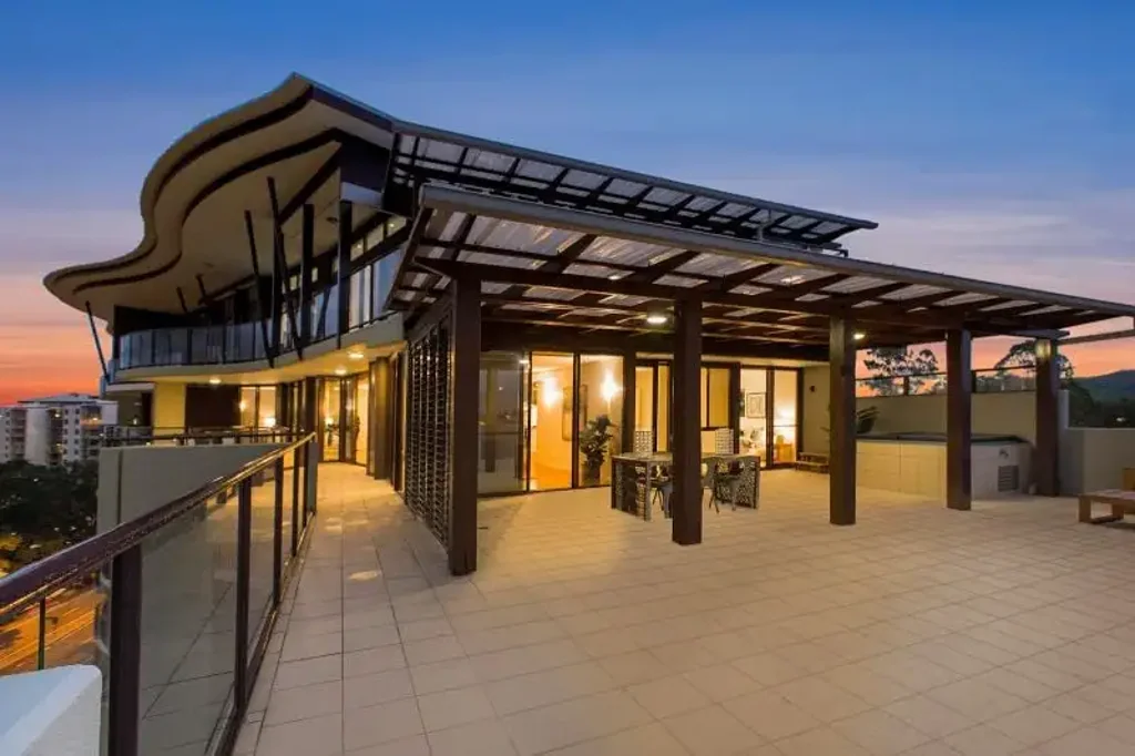 Toowong 4Zimmer Sub Penthouse with City,  River and District Views