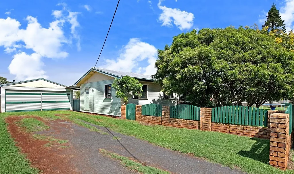 Close to Everything! Family Home