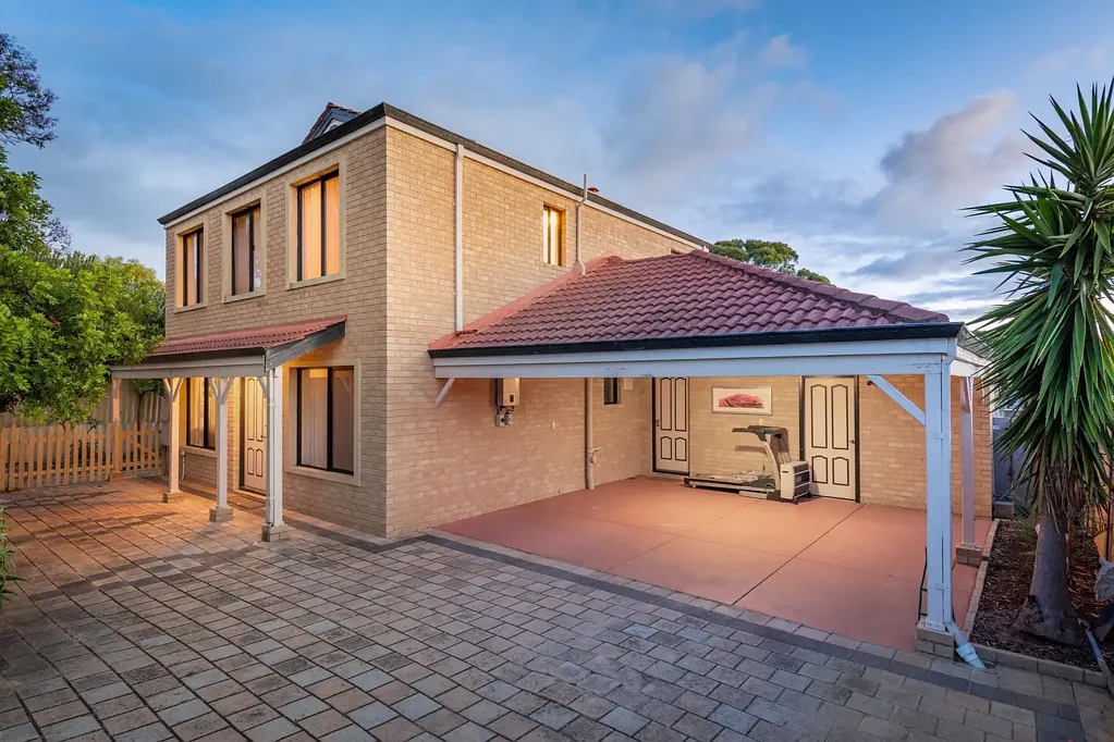 Palmyra 5ห้องนอน 5 BEDROOM HOME WITH POTENTIAL - OFFERS INVITED