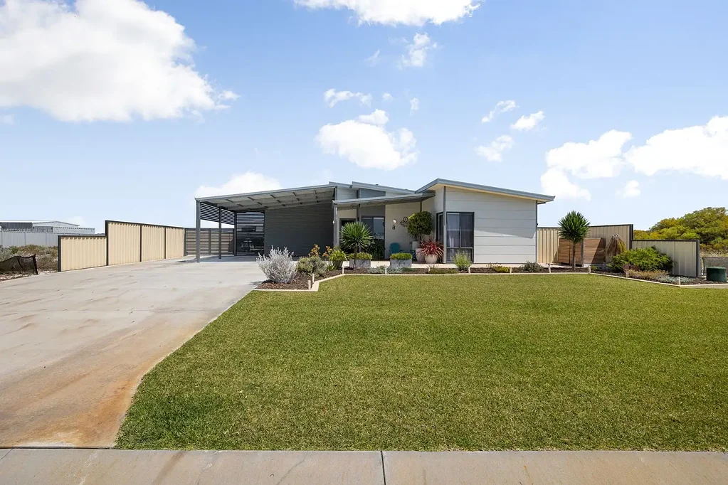 8 KINGFISHER Drive, Lancelin, WA 6044