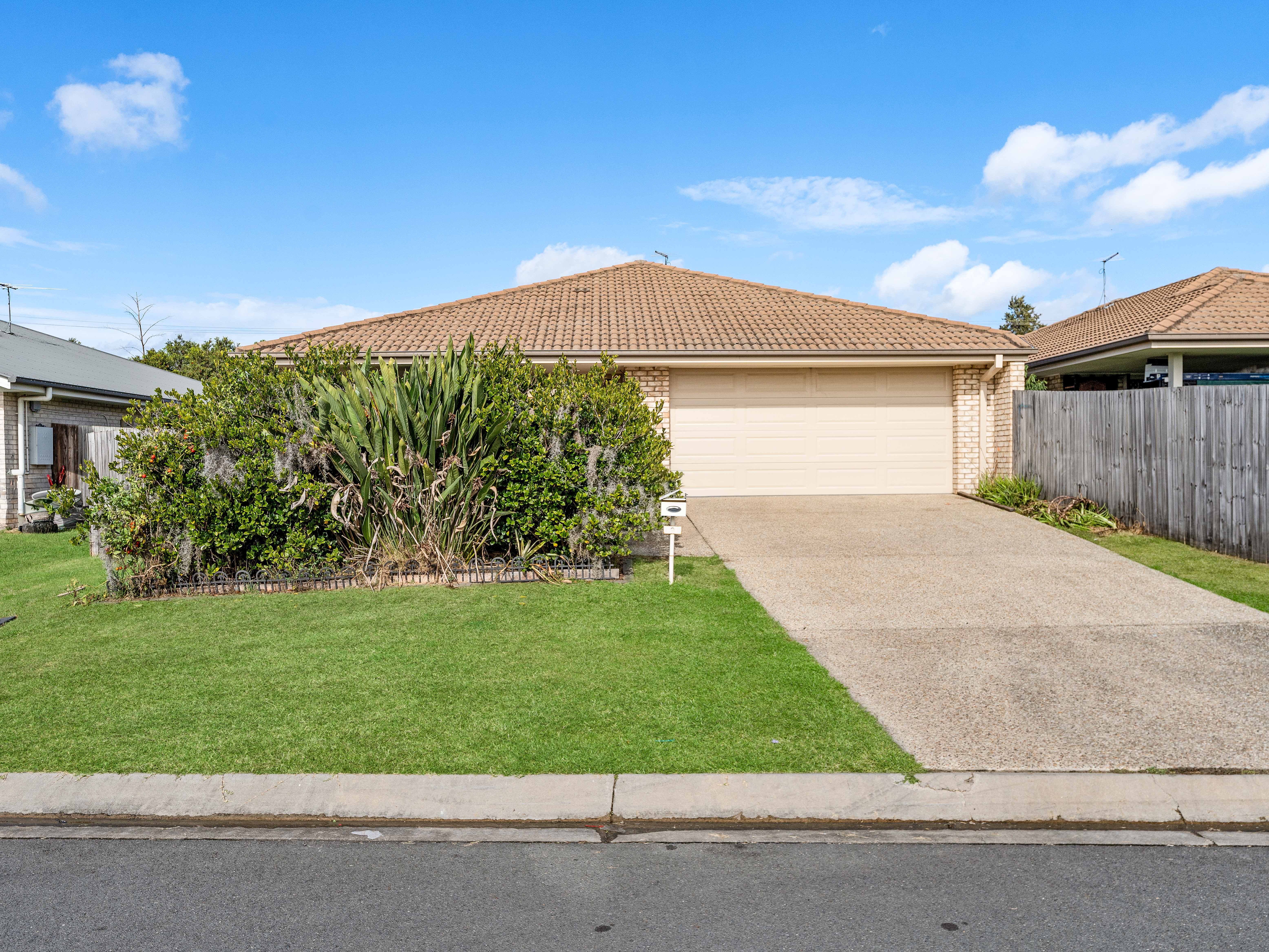 9 HABBEN CT, BUNDAMBA QLD 4304, 0 રૂમ, 0 બાથરૂમ, House