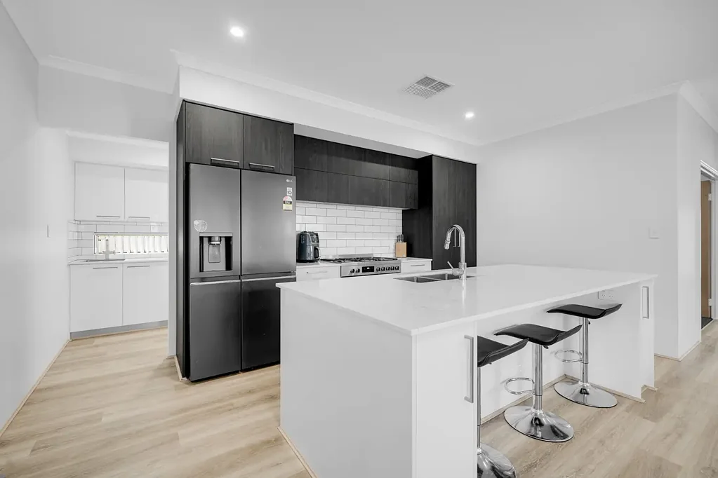 Sinagra 4房  7 GAZANIA STREET, SINAGRA WA 6065 - UNDER OFFER