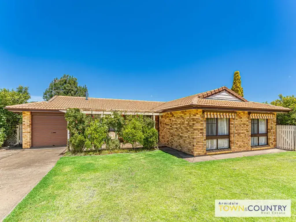 14 Newling Avenue, Armidale, NSW 2350