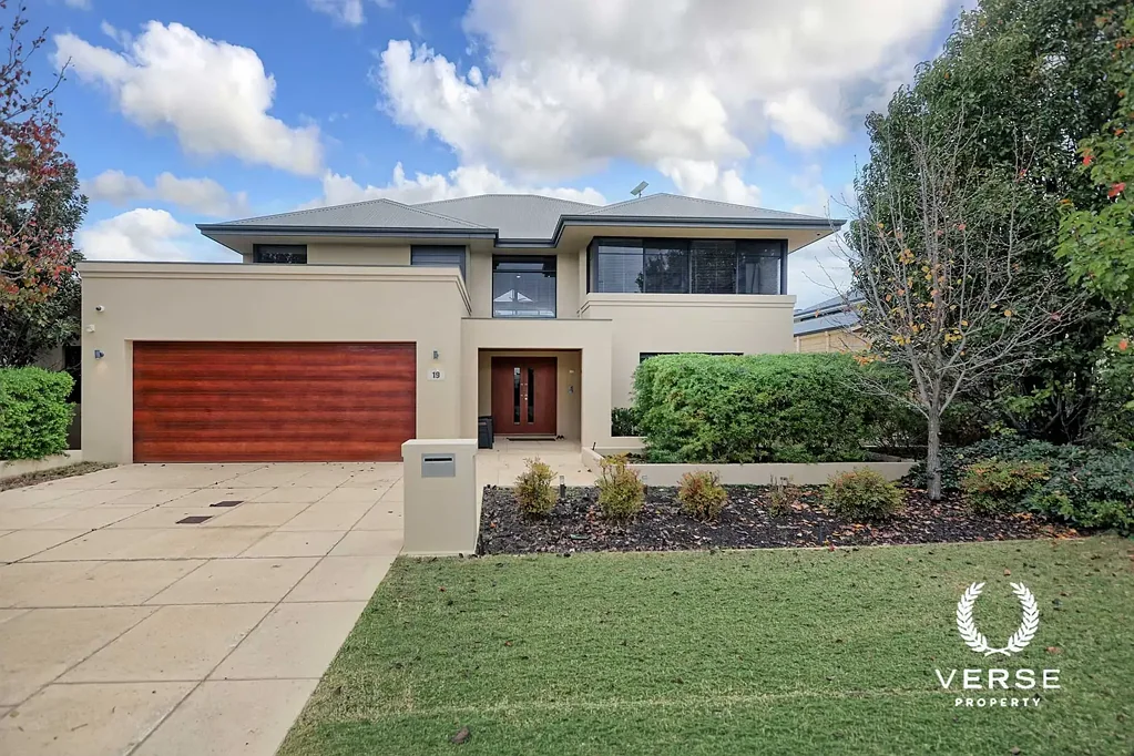 South Guildford 4chambre "One of One", Prize, Prestige, Property.