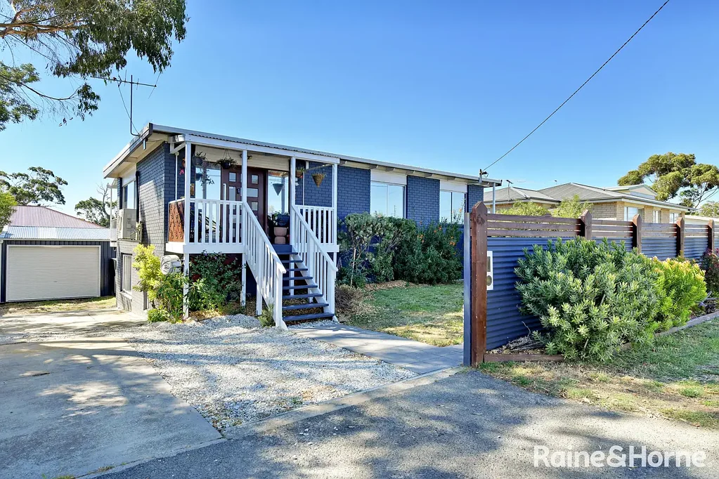 7 Fourth Avenue, Dodges Ferry, TAS 7173