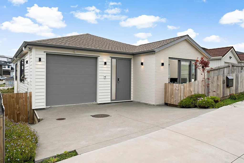 Massey 3房  Stylish New Home - Just Minutes to Westgate