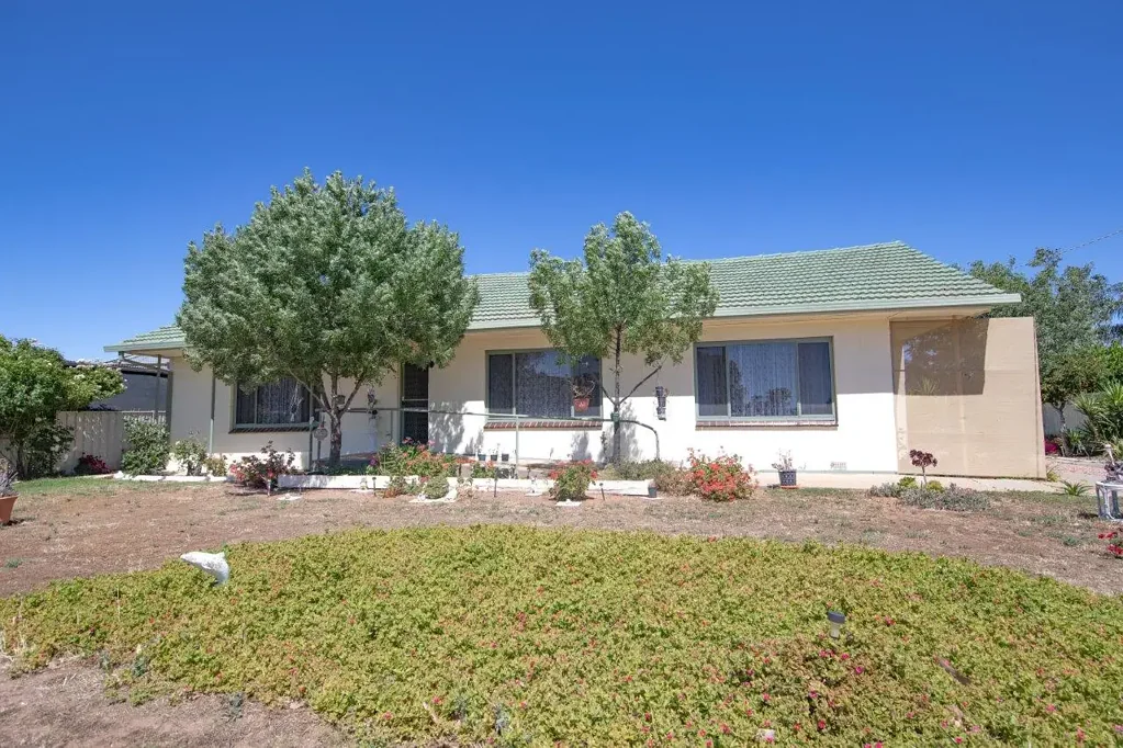 27 Maxwell Street, Kerang, VIC 3579