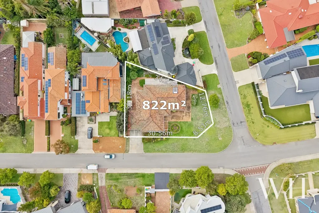 Attadale 4房  A Riverside Opportunity in Quiet, Leafy Setting