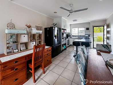 4/34 Poole Street, Bowen, QLD 4805, 3 slaapkamers, 2 badkamers, Townhouse
