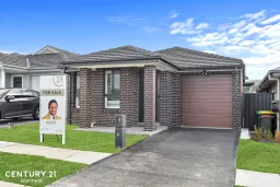 9 LONG REEF CCT, Gregory Hills