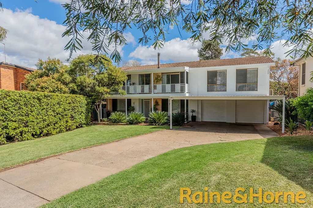 7 Greenslopes Court, Dubbo, NSW 2830