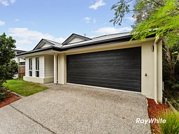 8 Elon Street, Park Ridge