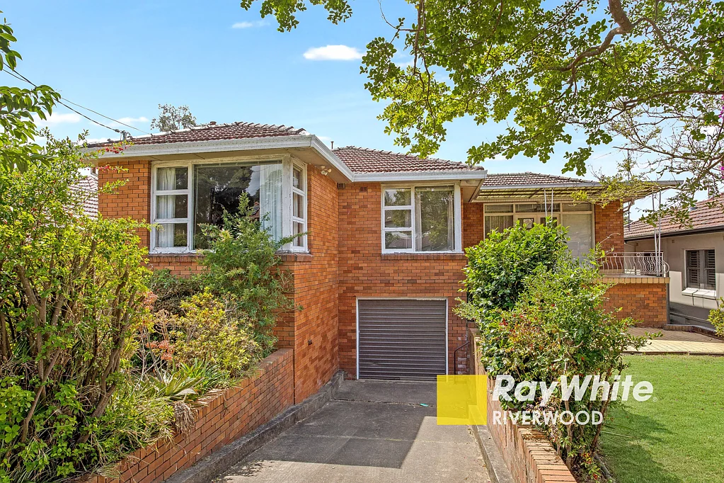 26 Bungalow Road, Peakhurst, NSW 2210