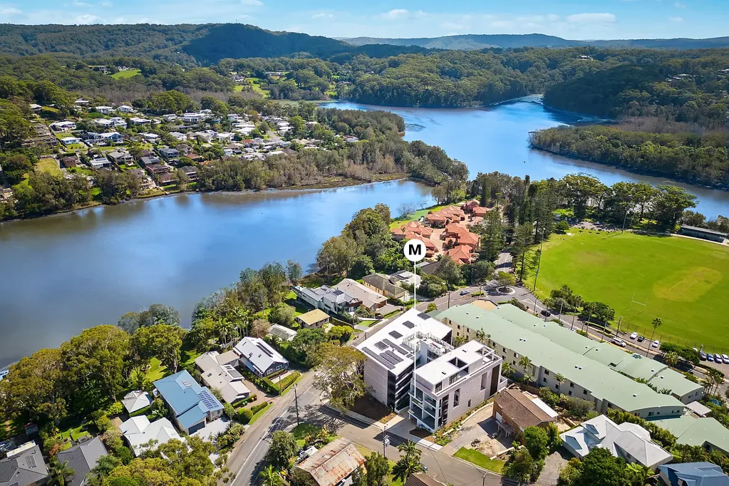 Avoca Beach 2房 中心海岸精粹地段 海滨瑰宝 Reve公寓 优雅奢居 Wolf电器 宽敞明亮 高端品质 自然相融 步达Avoca Beach繁华 Newly completed top floor apartment in award winning Reve development