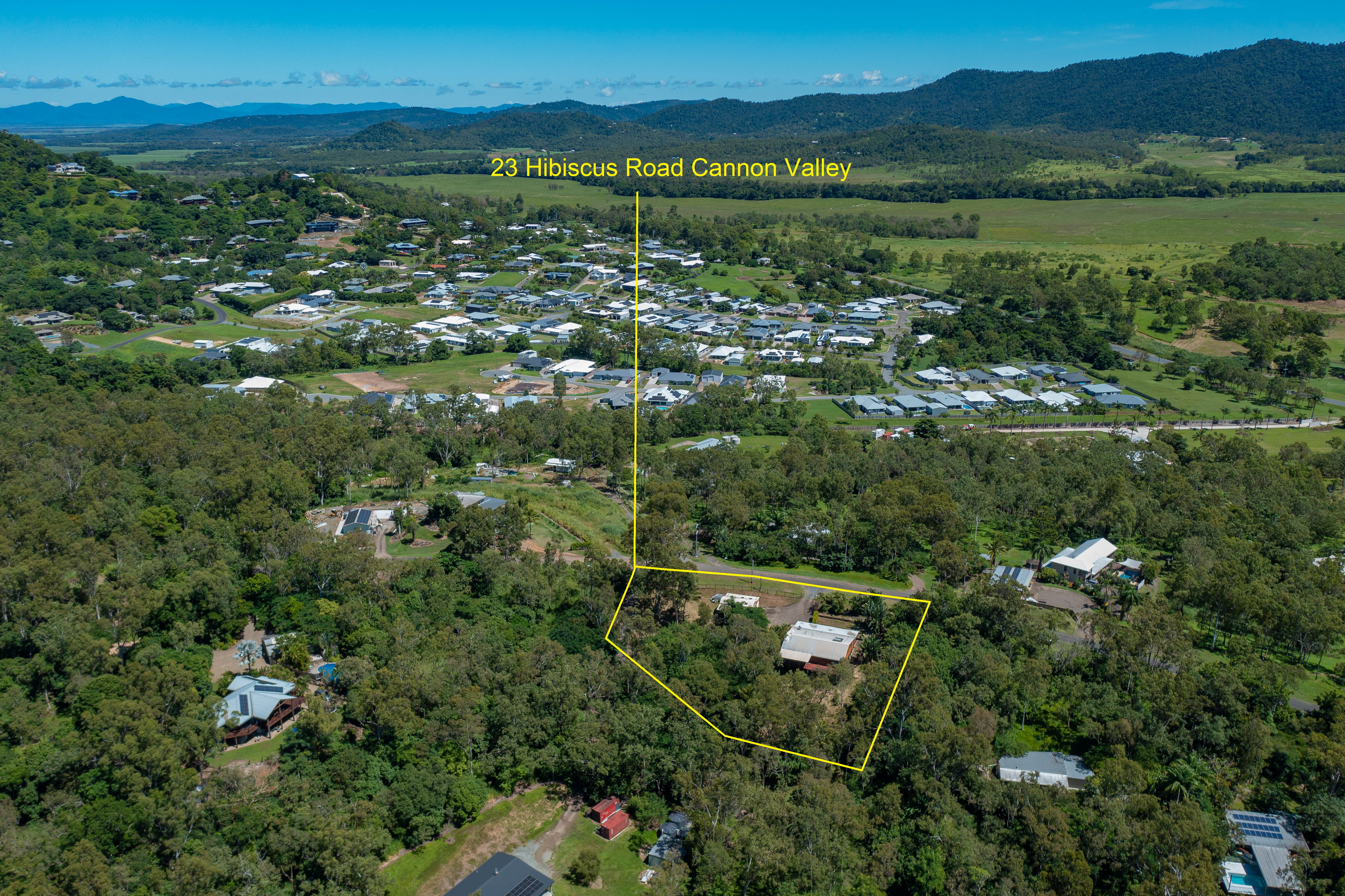 23 HIBISCUS RD, CANNON VALLEY QLD 4800, 0 રૂમ, 0 બાથરૂમ, House