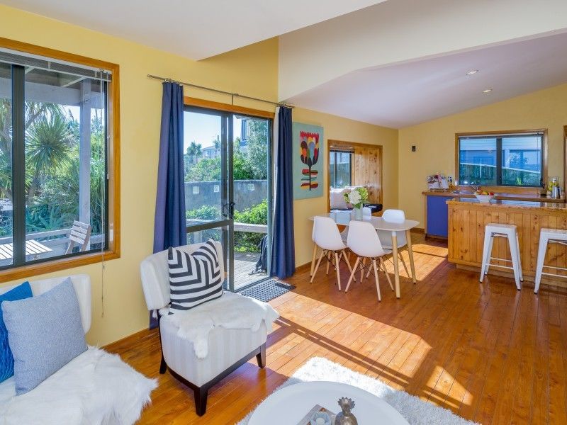 14 Trig Hill Terrace, Waikanae Beach, Kapiti Coast, 2 Kuwarto, 1 Banyo