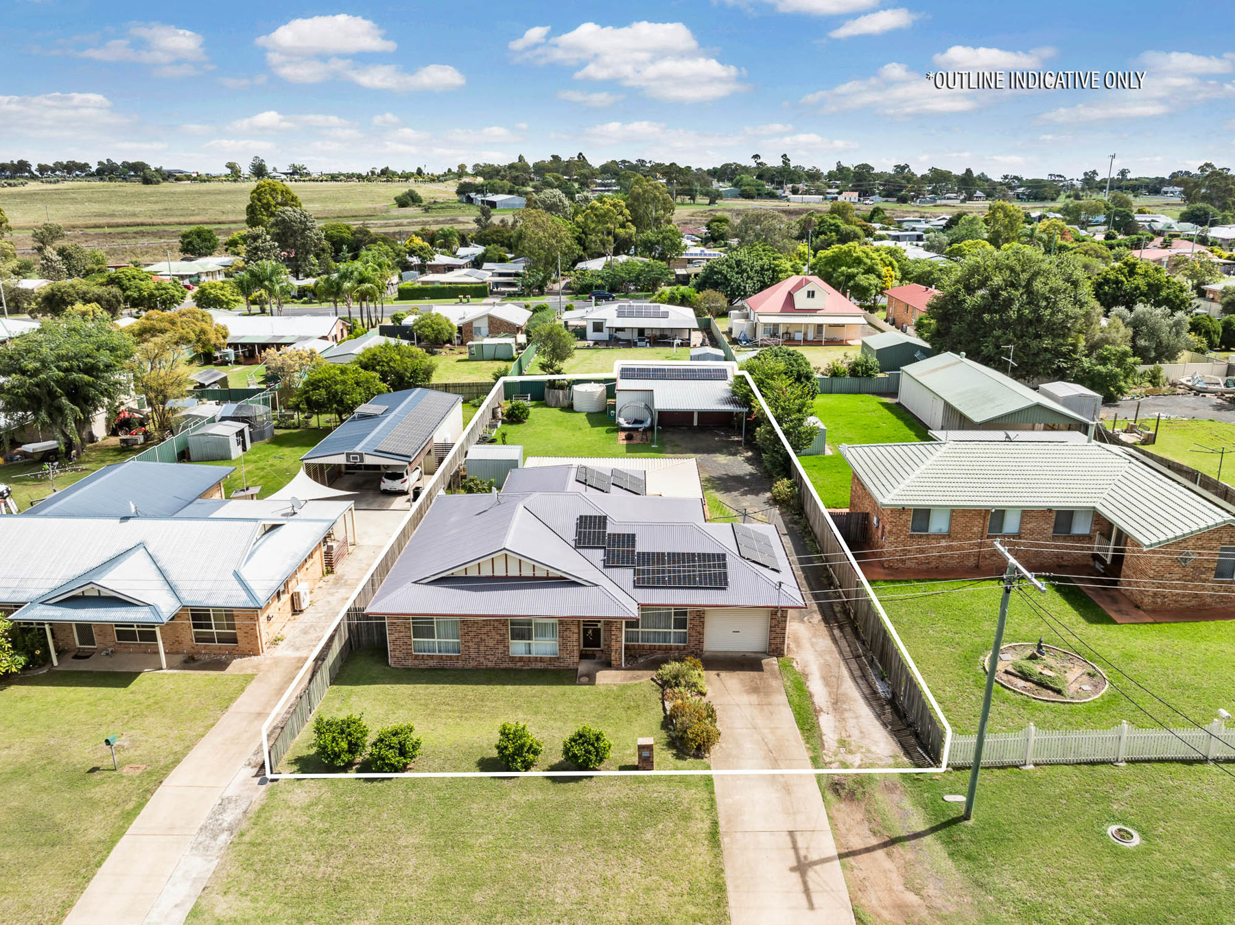 24 GLADSTONE ST, WYREEMA QLD 4352, 0 chambres, 0 salles de bain, House