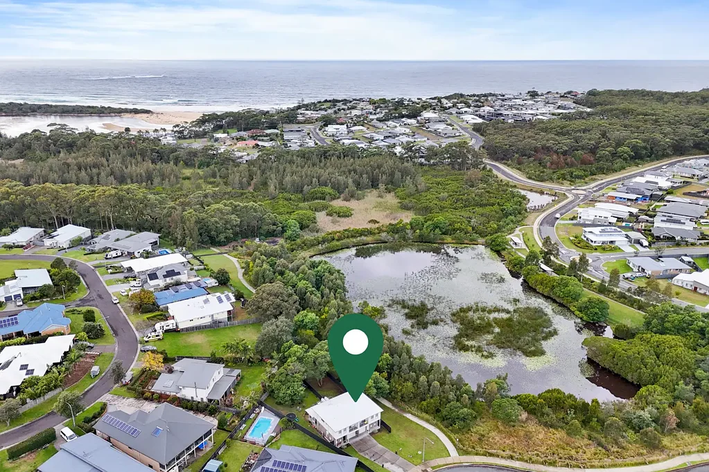 Burrill Lake 4Moenga Where Lakeside Living Meets Laid-Back Luxury on Exceptionally Large Block