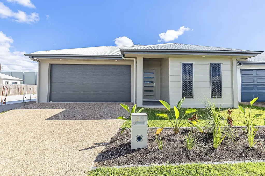 Be the First to Enjoy This Beautifully Finished New Build in Prime Location!