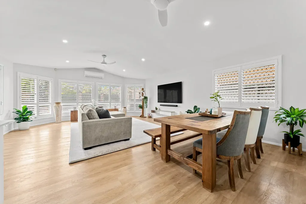 Parkinson 4कमरा Stretton College Catchment + 800sqm + Pool + Beautiful Outdoor Living