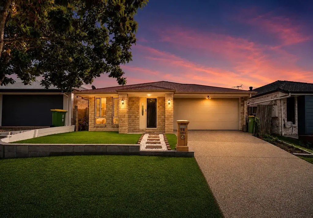 Logan Reserve 4Habitaciones FAMILY HOME WITH STRONG INVESTMENT APPEAL SMSF BEST..!