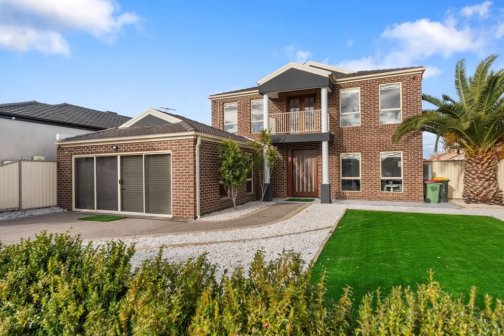Roxburgh Park 5Kwarto 512sqm | Fully Renovated Family Home