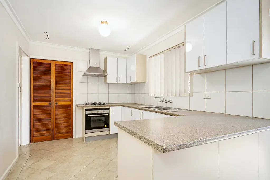 Hamersley 4બેડરૂમ BLANK CANVAS ENTRY LEVEL FAMILY HOME IN A SOUGHT AFTER LOCATION