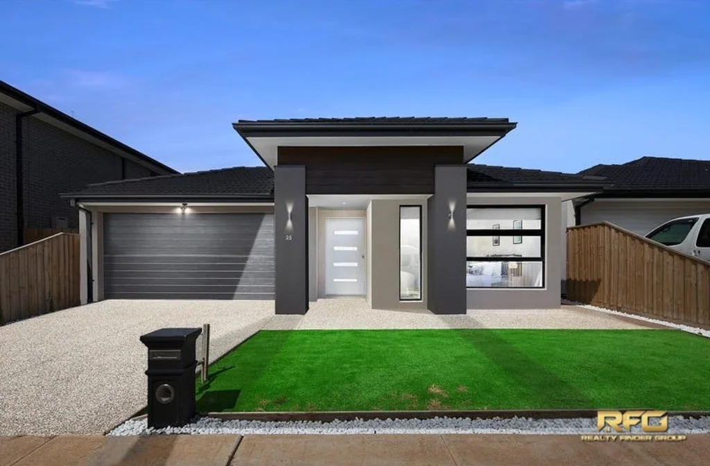 Deanside 4 Bedroom Your Family Home Awaits In The Heart Of Deanside!