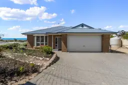 1 Bowman Road, Ardrossan