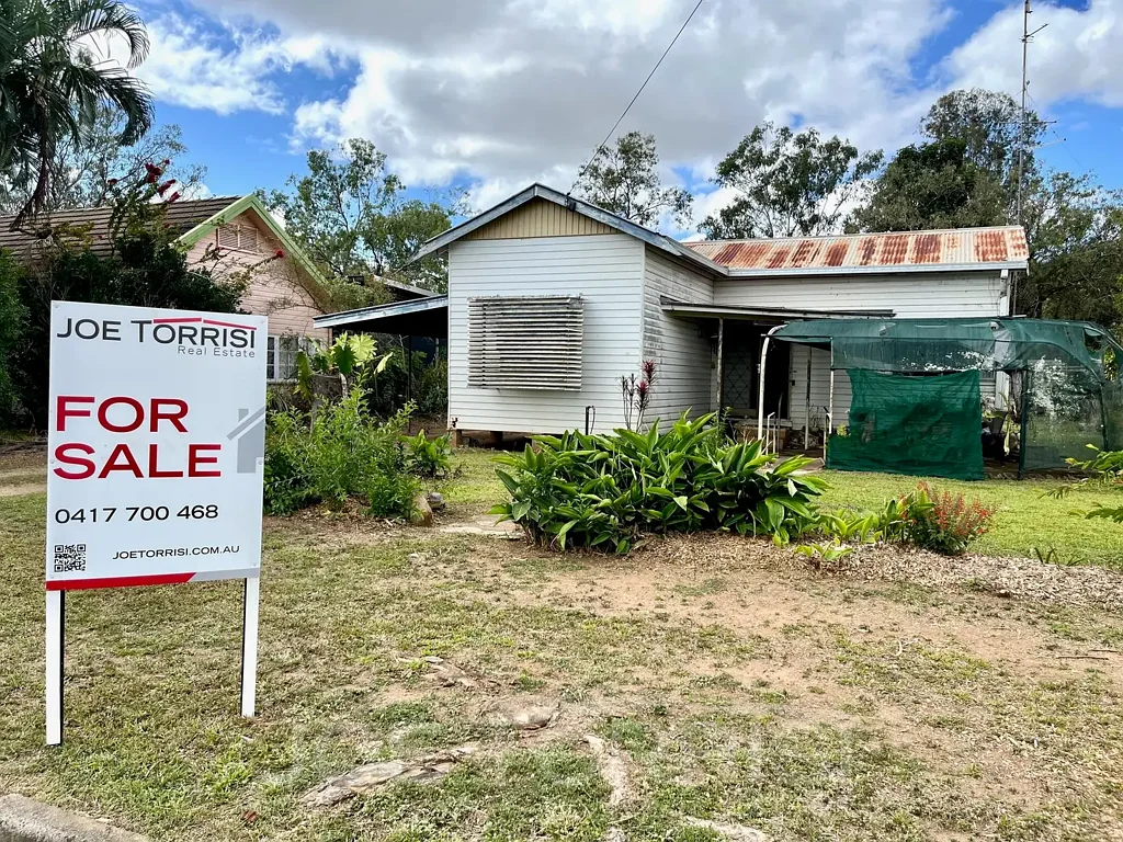 Mareeba 3 Bedroom LOOK AT THE POTENTIAL!