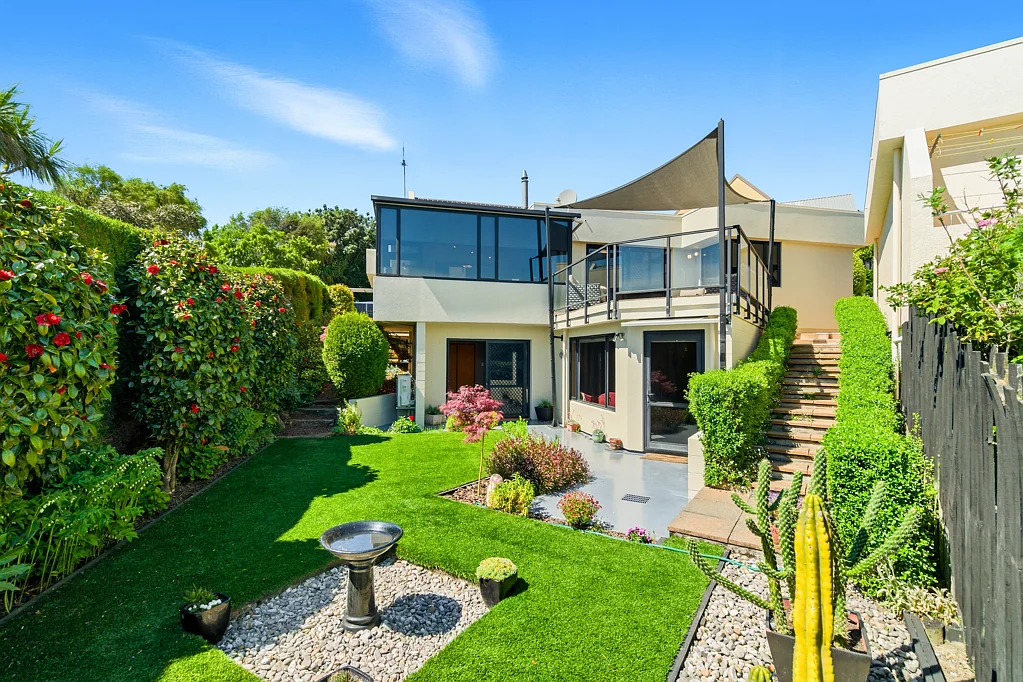 Westmorland 3Kwarto **UNDER OFFER**