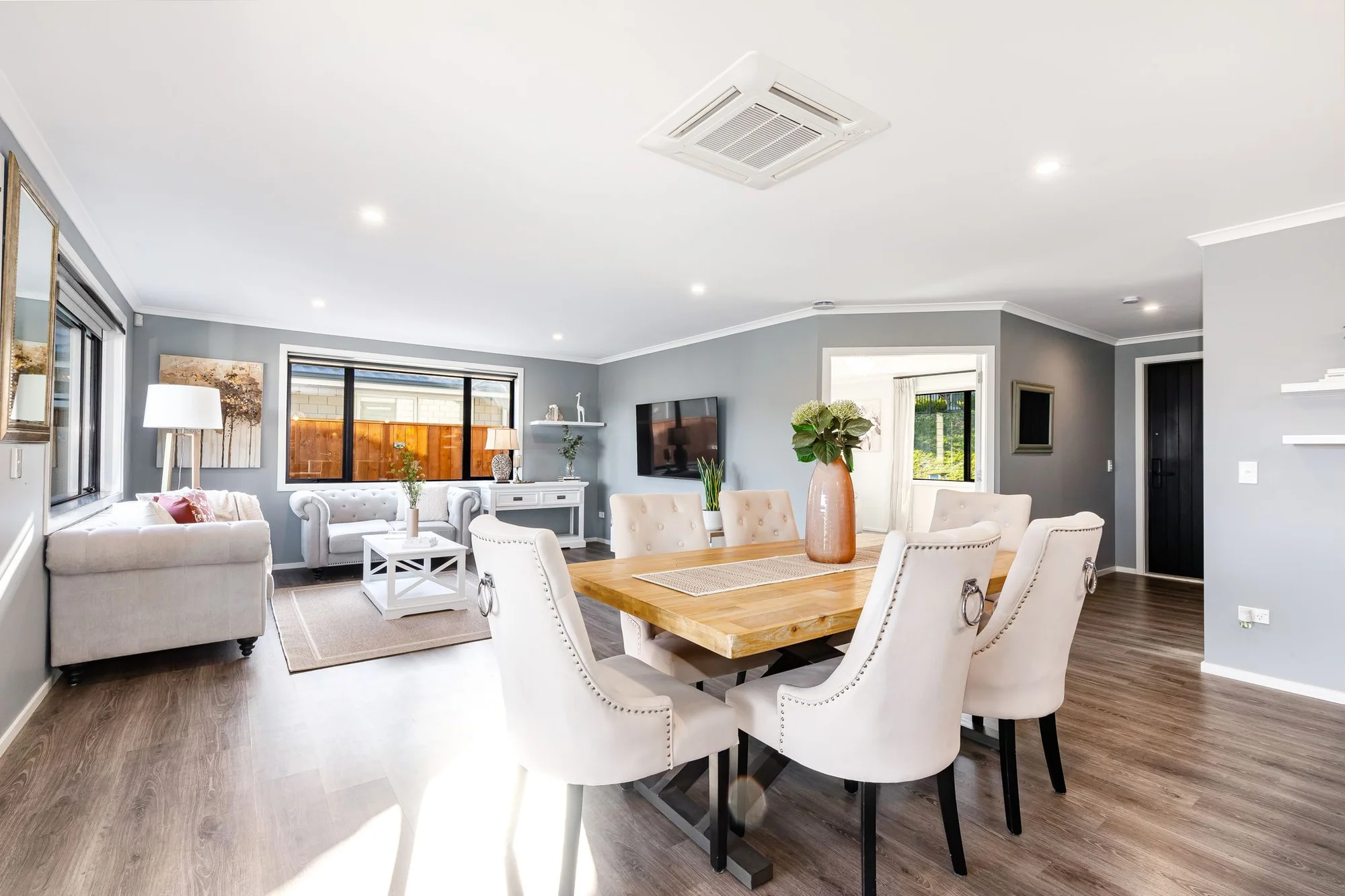 145 John Burke Drive, Aotea, Porirua, 4 Bedrooms, 2 Bathrooms, House