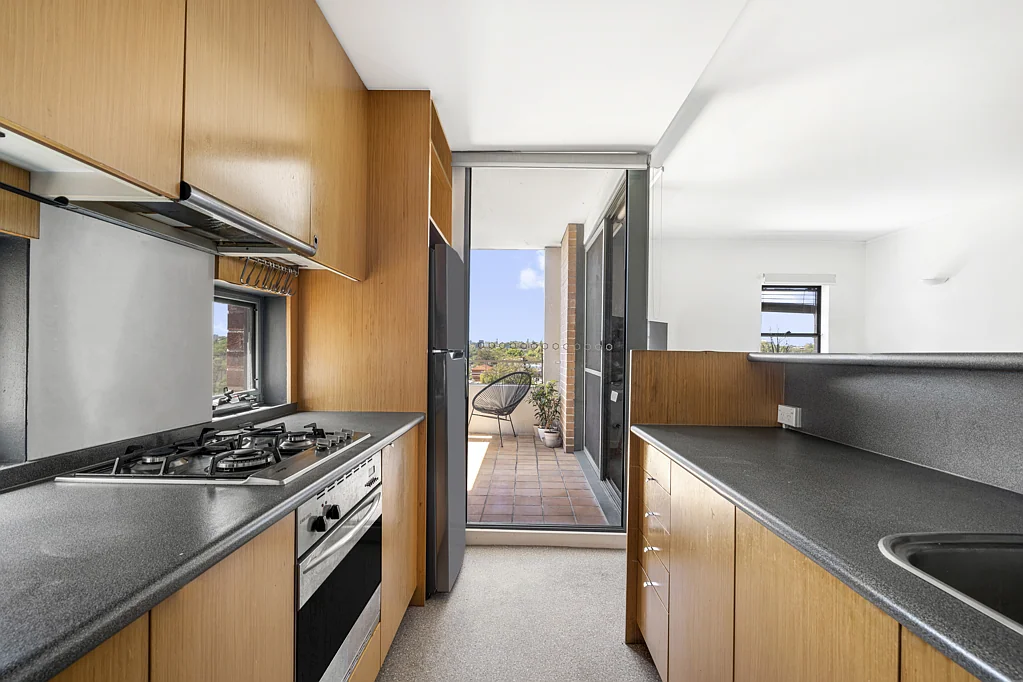 Kensington 2غرفة نوم Sun-Soaked Apartment Enjoying Leafy Sweeping Views