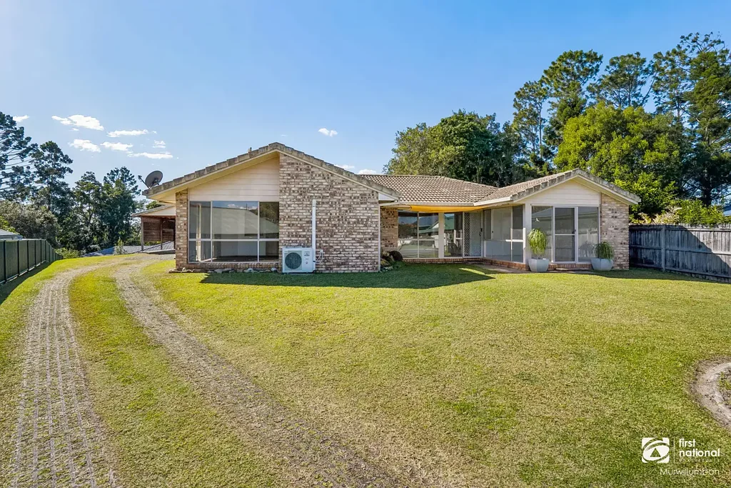 Beautiful Single-Level Home with Mount Warning Views