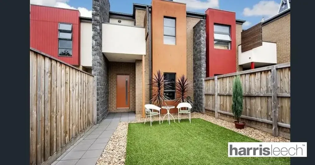 TWO STOREY TOWNHOUSE
