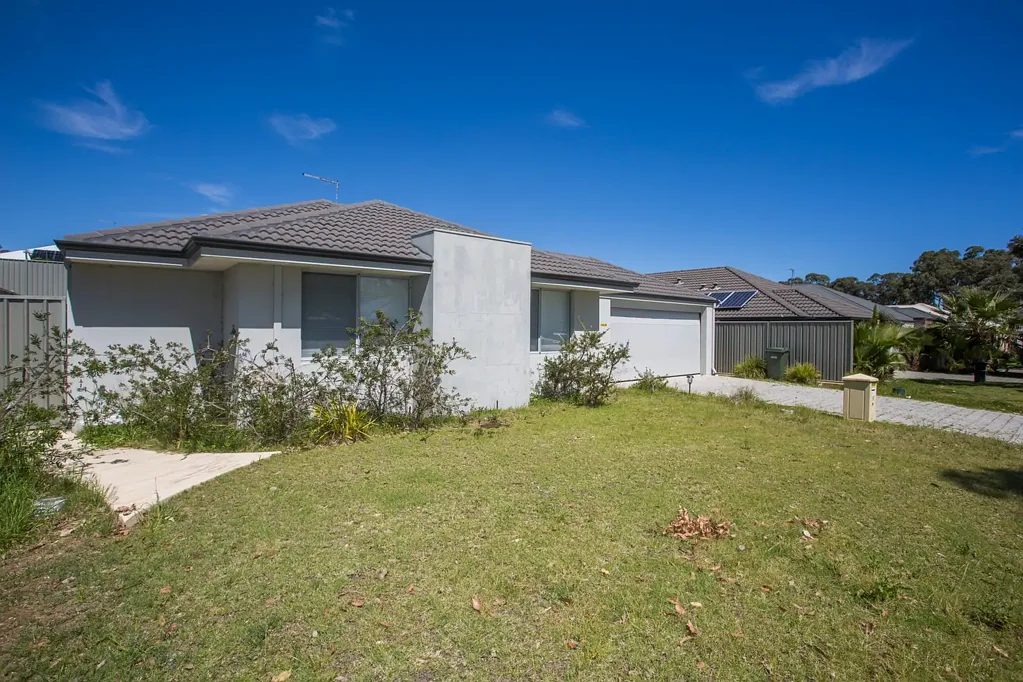 5 Dursley Street, Wellard, WA 6170