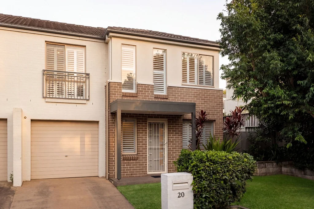 Modern Townhouse in Prime Location with Resort-Style Amenities