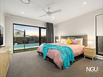 Kwarto - 224 Dublin Avenue, Spring Mountain, QLD 4300