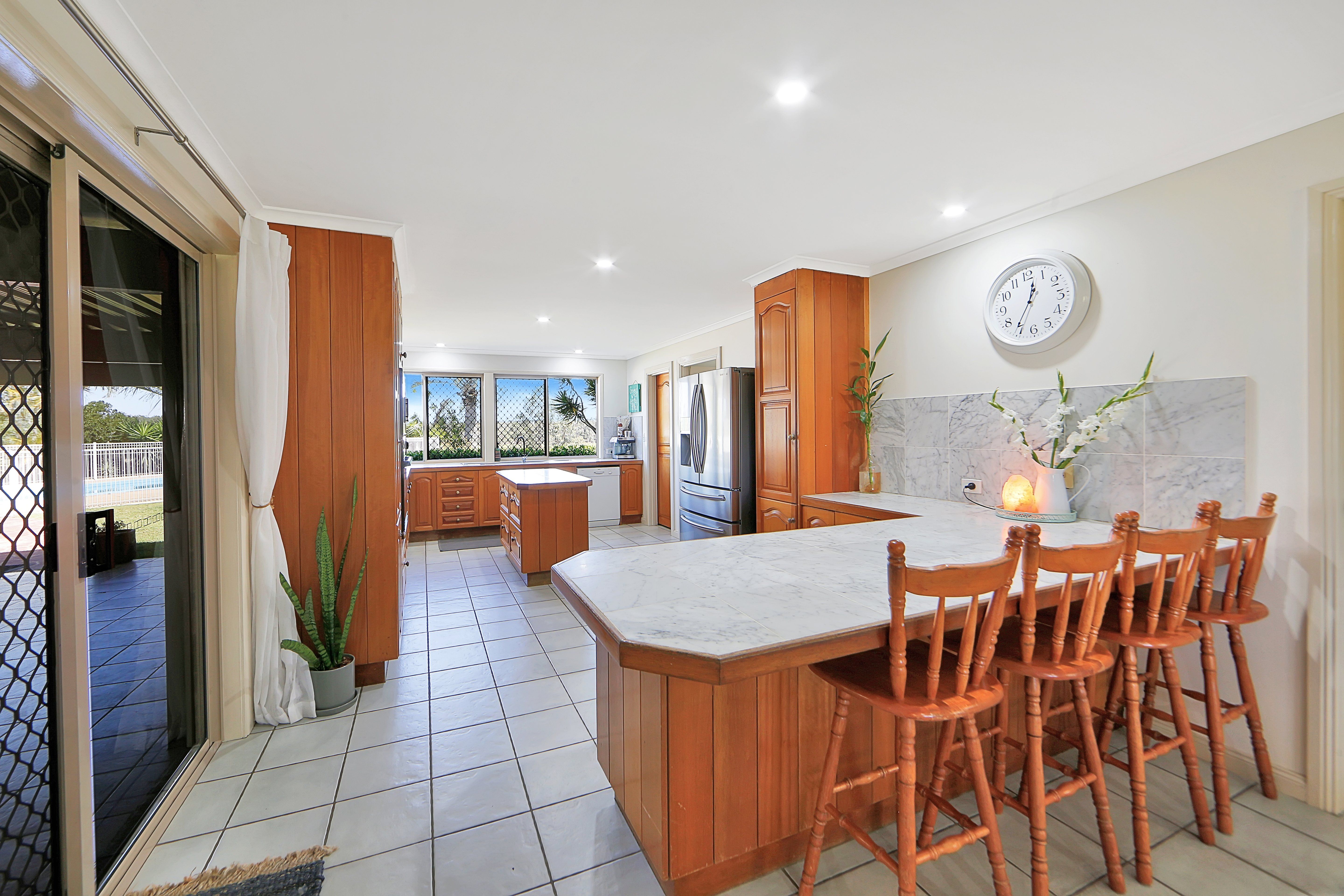 8 RUSTIC RD, SHARON QLD 4670, 0房, 0浴, House