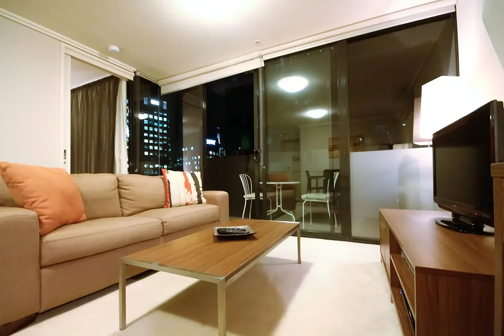 Sky-High southbank living