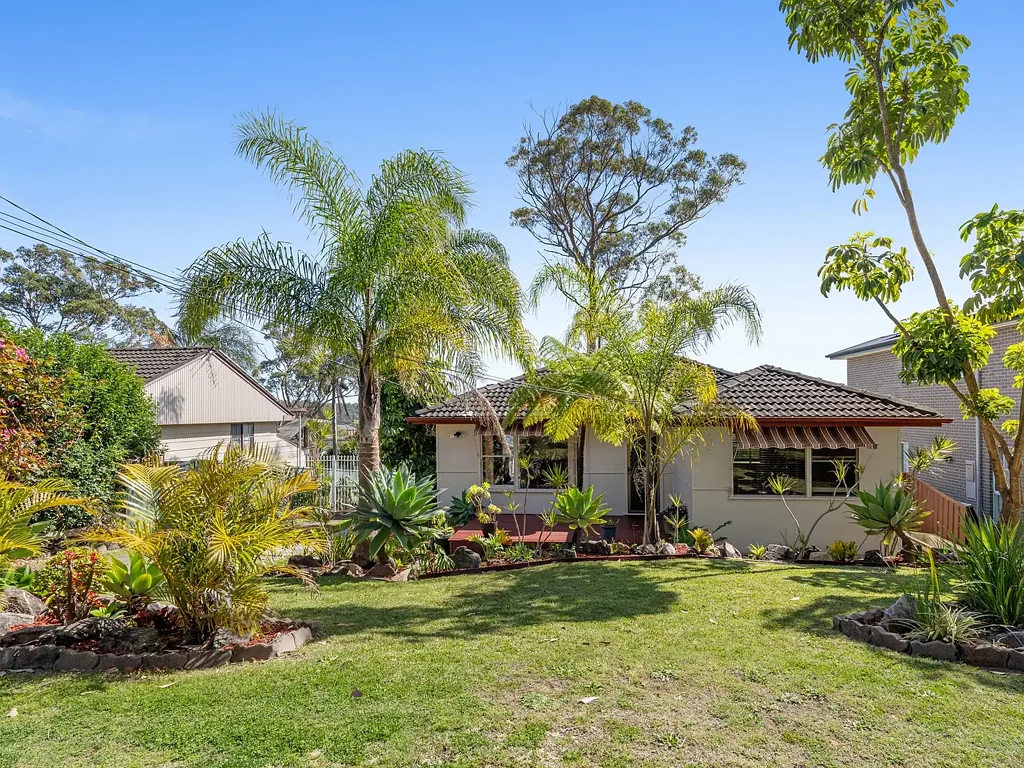 15 Sabugal Road, Engadine, NSW 2233