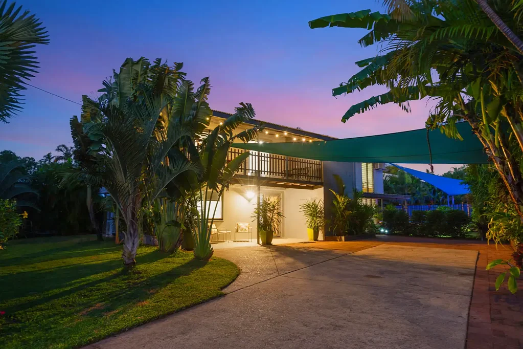 Nakara 4 Bedroom Polished, spacious and superbly situated!