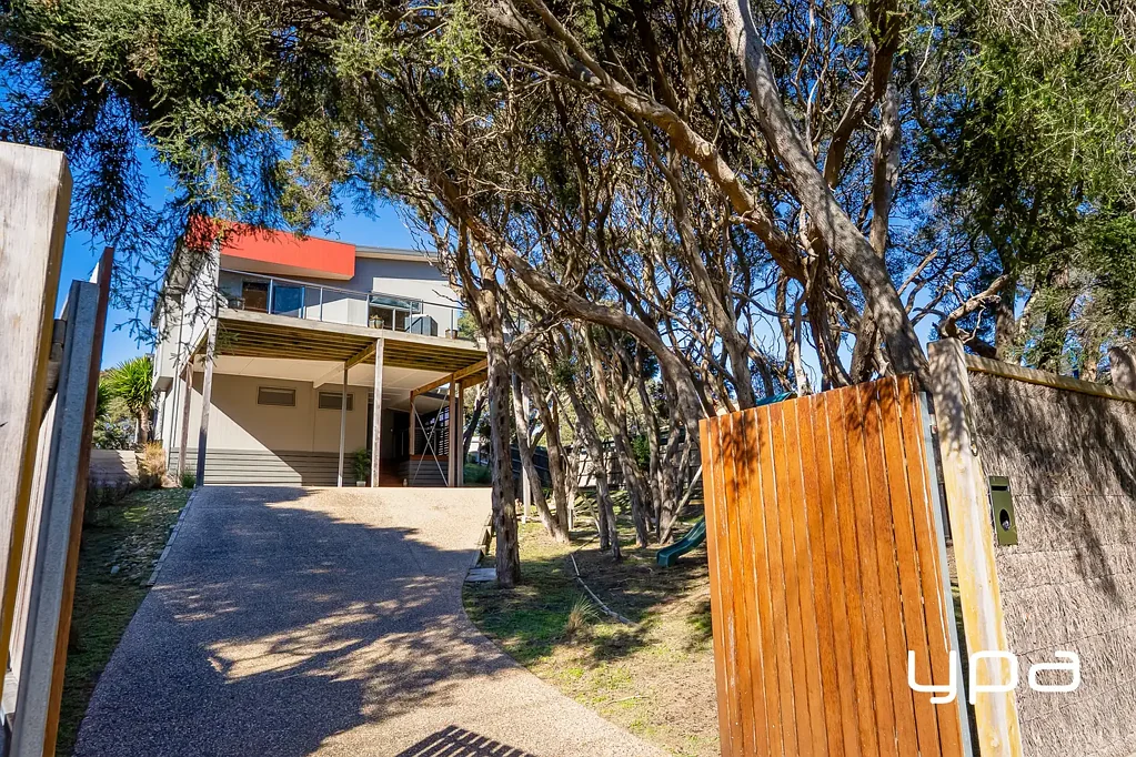 15 Felecia Street, Rye, VIC 3941