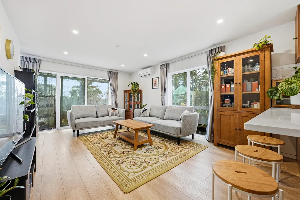 New Lynn 3Phòng ngủ Modern Family Living in the Heart of New Lynn