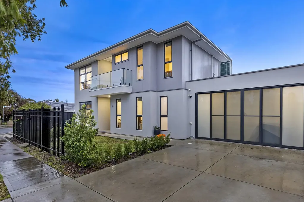 1a Tiparra Avenue, Park Holme, SA 5043