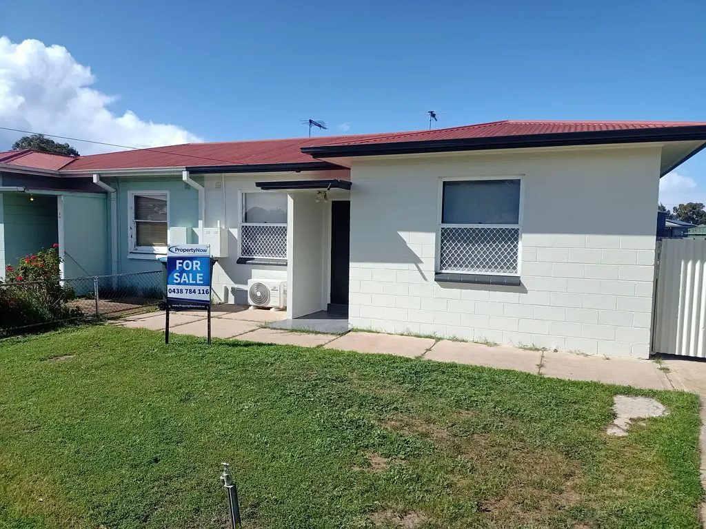 Taperoo 3 Bedroom For sale 3 bedroom house 54 Yongala st Taperoo