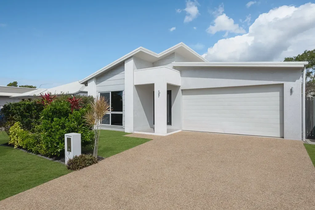 Bushland Beach 4બેડરૂમ A Home That Feels as Good as It Looks