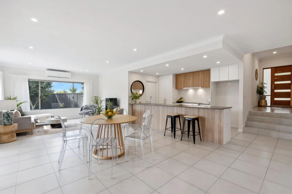 8A Dagnall Court, Greenwood, WA 6024