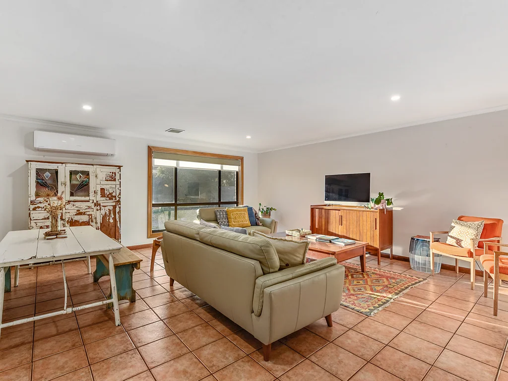 27 Powell Ave, Robe, SA 5276