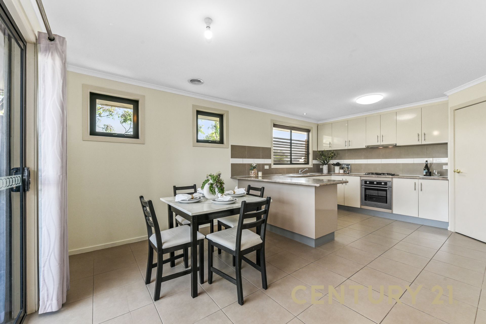 135 CORRIGAN RD, NOBLE PARK VIC 3174, 0 ห้องนอน, 0 ห้องน้ำ, Townhouse